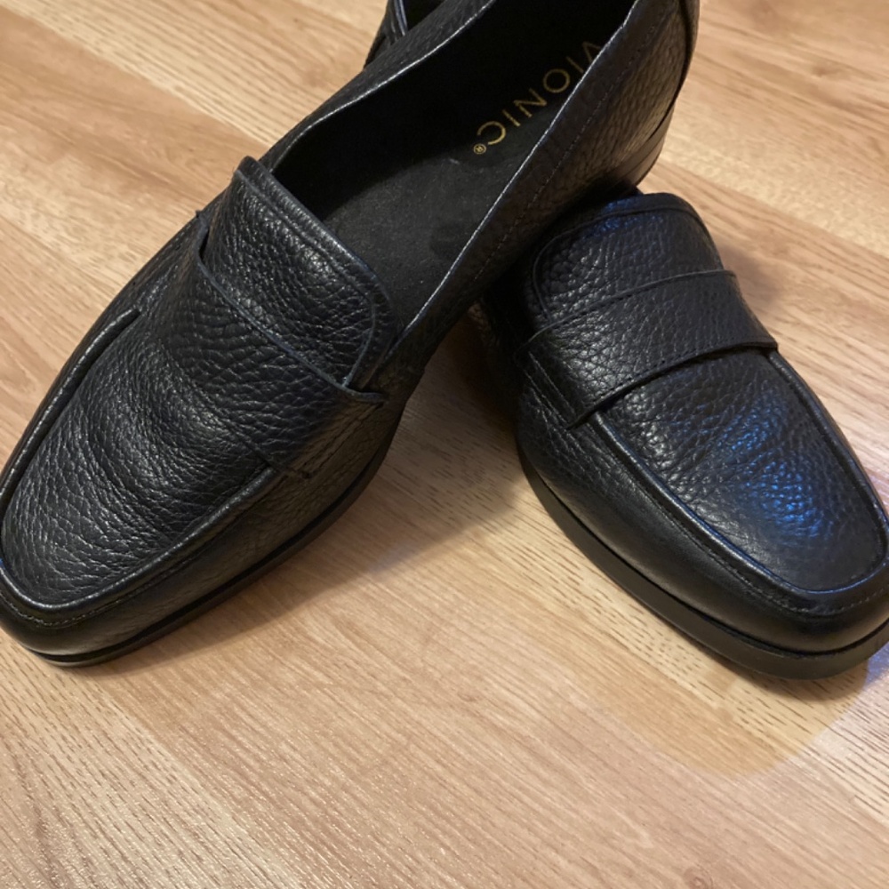 vionic loafers - Picture 3 of 4